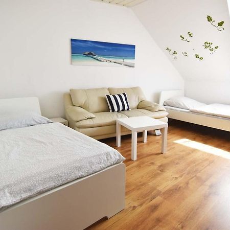 Cozy Worker Apartments Niederkassel Eksteriør billede