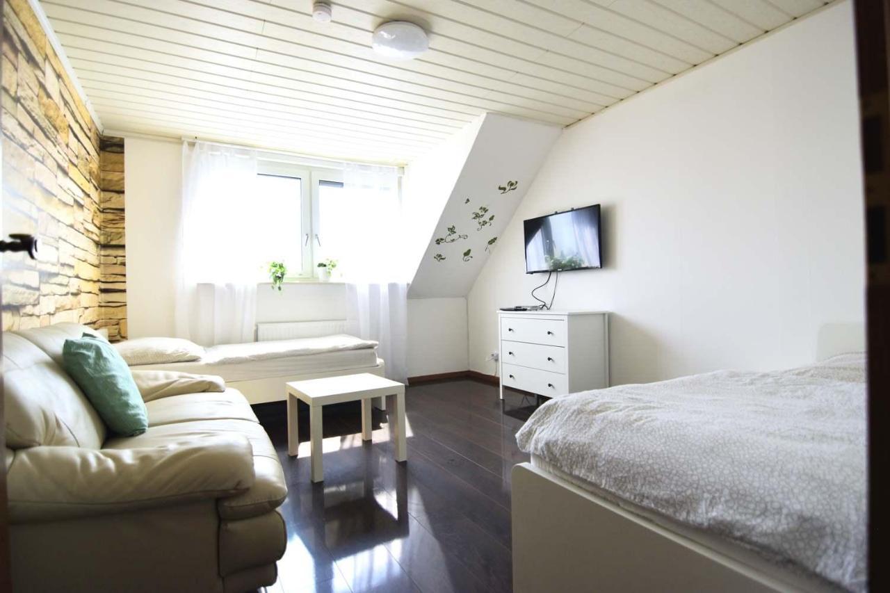 Cozy Worker Apartments Niederkassel Eksteriør billede