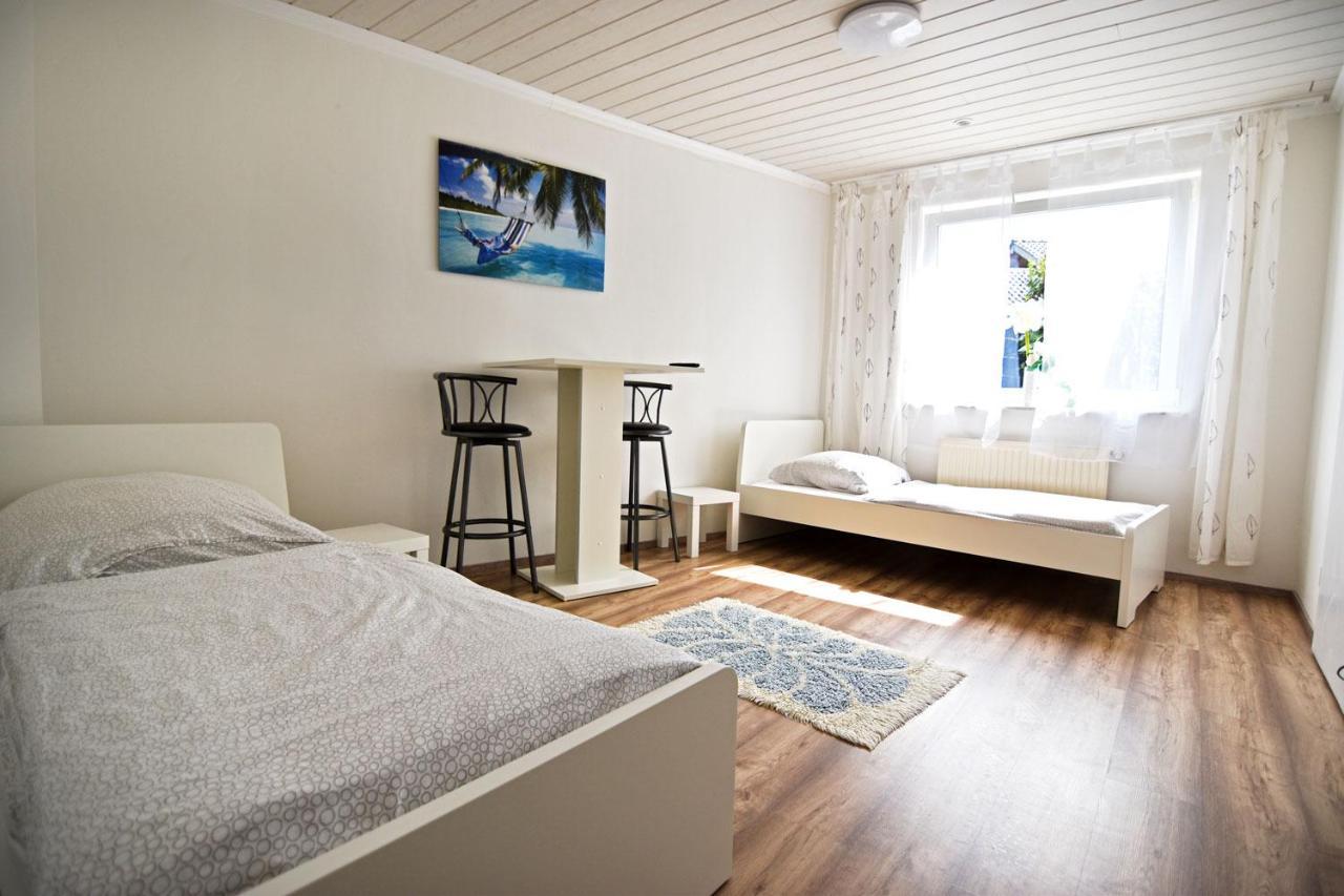 Cozy Worker Apartments Niederkassel Eksteriør billede